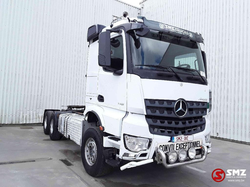 Mercedes-Benz Arocs 3351 lames steel - Камион влекач: слика 1 Mercedes-Benz Arocs 3351 lames steel - Камион влекач: слика 1