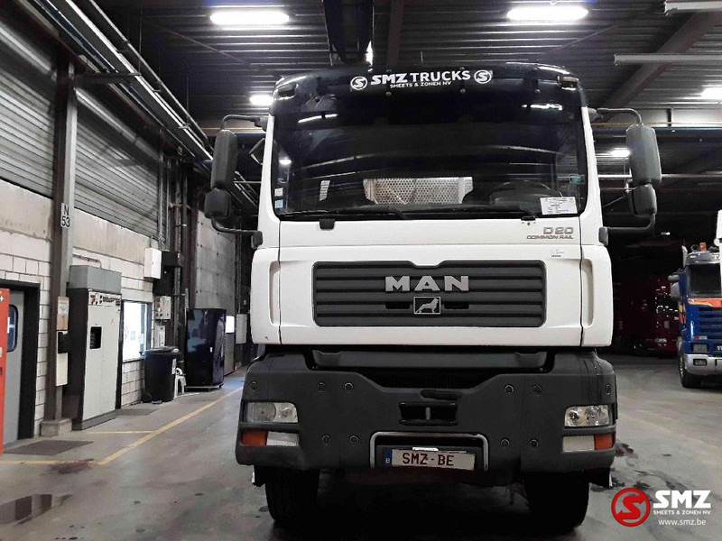 MAN TGA 26.390 6x4 manual - Камион со платформа: слика 2 MAN TGA 26.390 6x4 manual - Камион со платформа: слика 2