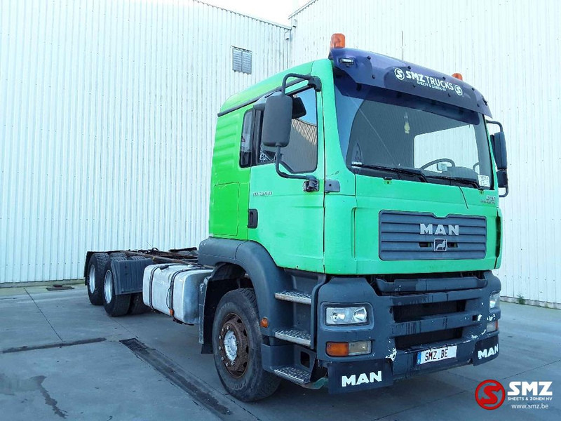 MAN TGA 33.430 problem boite/gearbox - Камион со кабинска шасија: слика 1 MAN TGA 33.430 problem boite/gearbox - Камион со кабинска шасија: слика 1