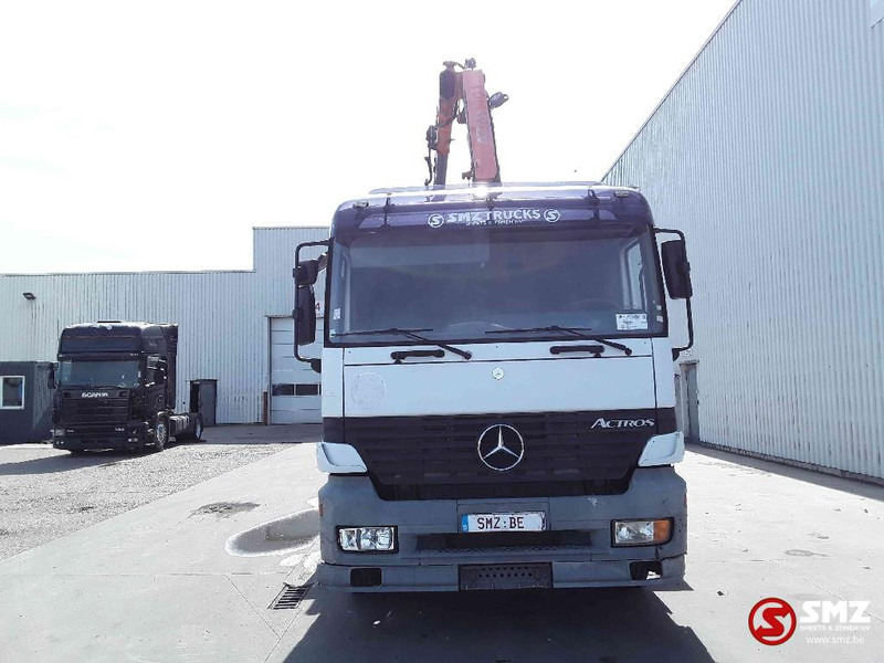 Mercedes-Benz Actros 1831 Atlas Ak140.1A4+remote lames steel 165000km - Камион со платформа, Камион со кран: слика 2 Mercedes-Benz Actros 1831 Atlas Ak140.1A4+remote lames steel 165000km - Камион со платформа, Камион со кран: слика 2