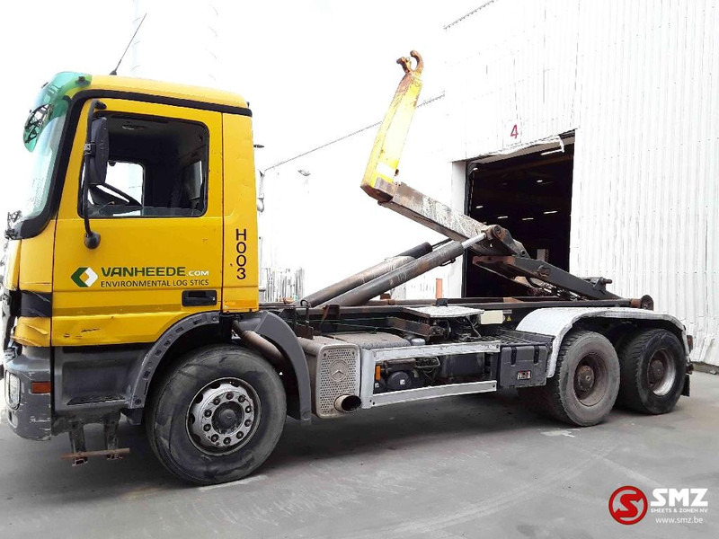 Mercedes-Benz Actros 2636 6x4 lames steel 3x - Транспортер на контејнер/ Камион со променливо тело: слика 5 Mercedes-Benz Actros 2636 6x4 lames steel 3x - Транспортер на контејнер/ Камион со променливо тело: слика 5