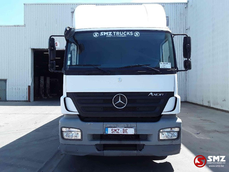Mercedes-Benz Axor 2533 6x2 manual airco - Камион сандучар: слика 2 Mercedes-Benz Axor 2533 6x2 manual airco - Камион сандучар: слика 2