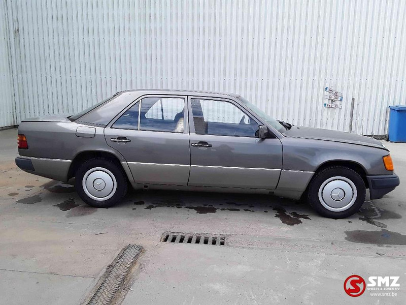 Mercedes-Benz - Автомобил: слика 4 Mercedes-Benz - Автомобил: слика 4