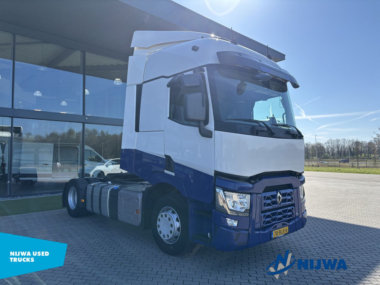Renault T 460 4x2 Koelkast + Standkachel - Камион влекач: слика 2 Renault T 460 4x2 Koelkast + Standkachel - Камион влекач: слика 2