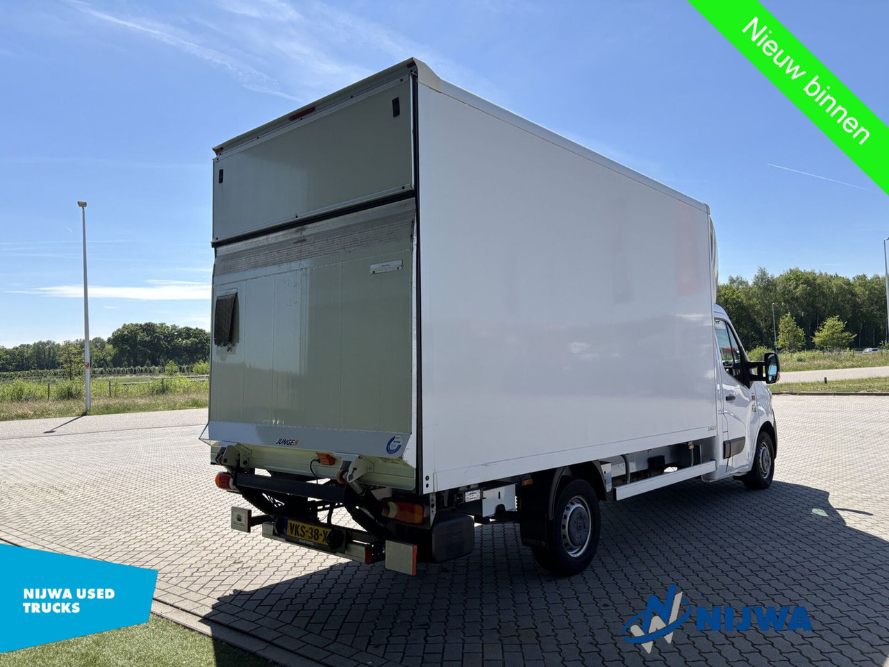 Renault Master T35 145 Laadklep + Airco - Камион со кабинска шасија: слика 3 Renault Master T35 145 Laadklep + Airco - Камион со кабинска шасија: слика 3