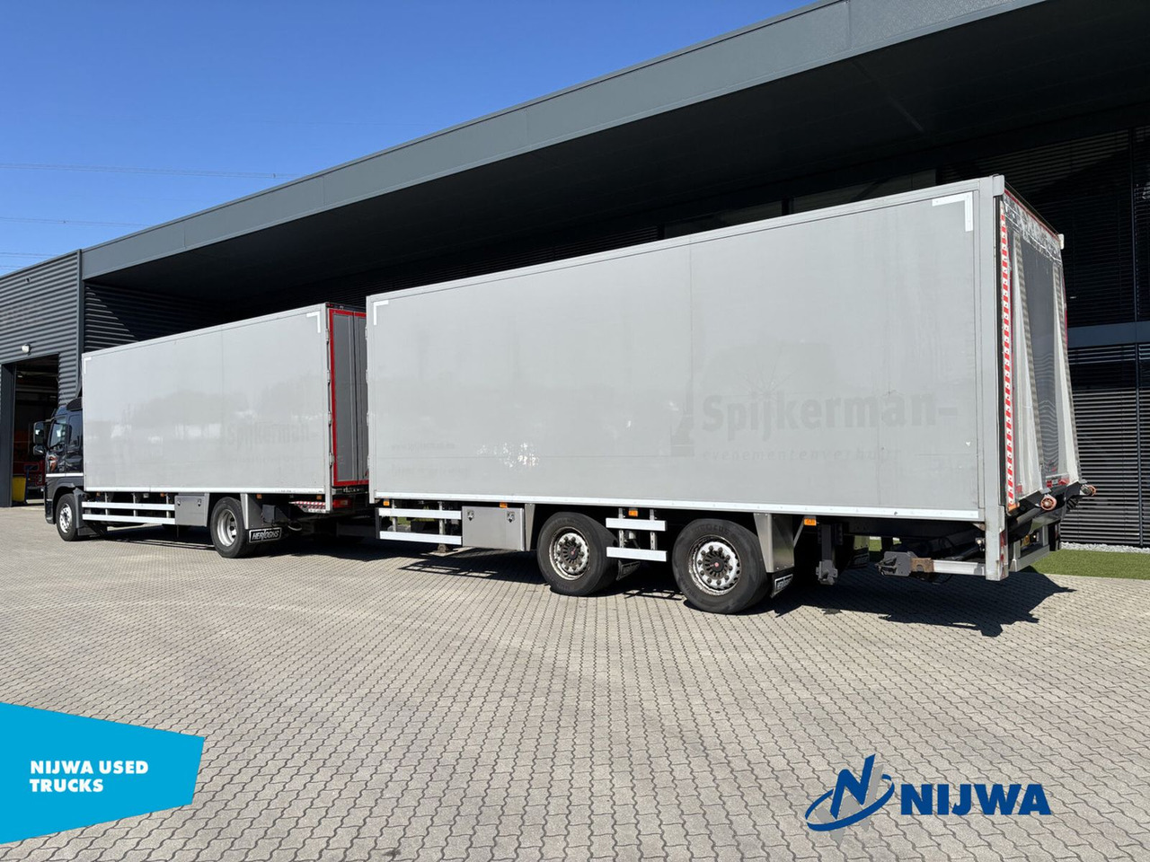 Volvo FM 330 4x2 I.C.M. HERTOGHS Aanhangwagen - Камион сандучар: слика 4 Volvo FM 330 4x2 I.C.M. HERTOGHS Aanhangwagen - Камион сандучар: слика 4