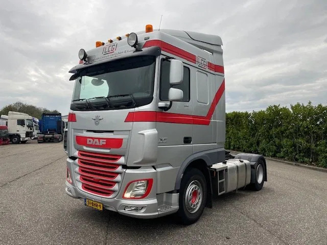 DAF XF 440 FT EURO6 Manual - Камион влекач: слика 2 DAF XF 440 FT EURO6 Manual - Камион влекач: слика 2