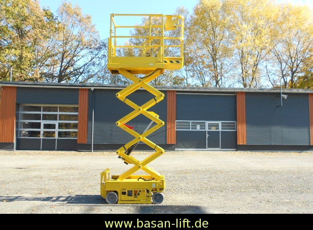Genie GS 1330, Leichtscherenarbeitsbühne Genie 5,9 m Genie GS 1330, Leichtscherenarbeitsbühne Genie 5,9 m - Кревач ножица: слика 1 Genie GS 1330, Leichtscherenarbeitsbühne Genie 5,9 m Genie GS 1330, Leichtscherenarbeitsbühne Genie 5,9 m - Кревач ножица: слика 1