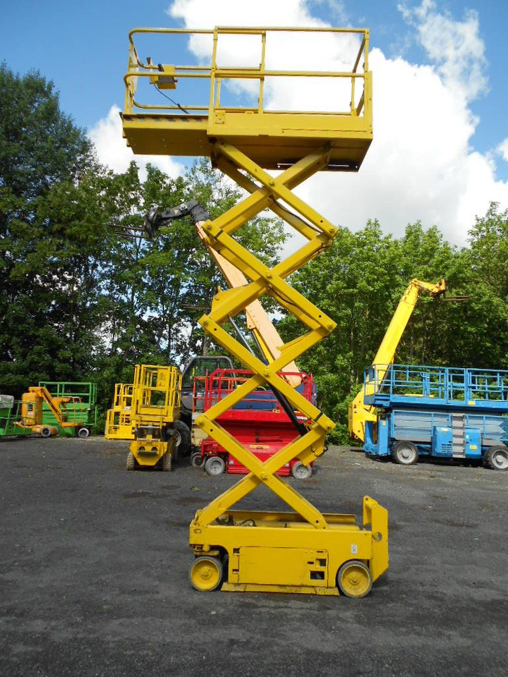 Genie GS 1930, Scherenarbeitsbühne Genie 8 m - Камион со подигачка кошница: слика 5 Genie GS 1930, Scherenarbeitsbühne Genie 8 m - Камион со подигачка кошница: слика 5