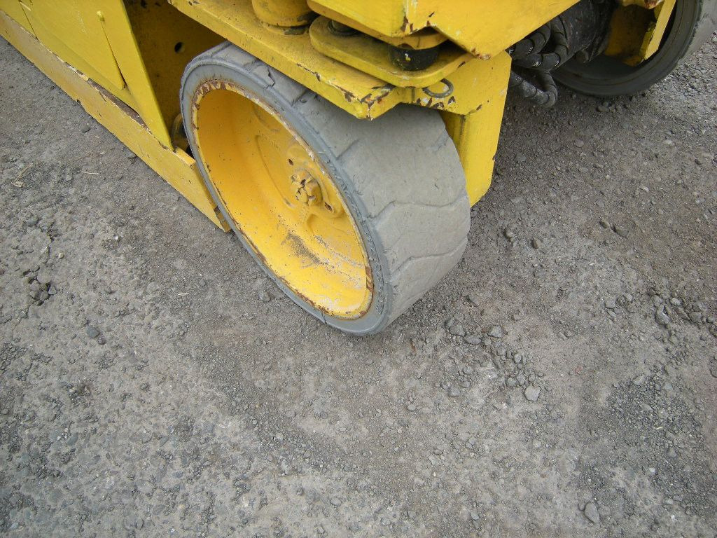 Лизинг на  Genie GS-2632, Scherenarbeitsbühne Genie 10 m Genie GS-2632, Scherenarbeitsbühne Genie 10 m: слика 9
