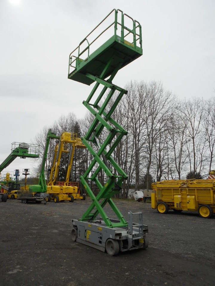 Genie GS 2646, Scherenarbeitsbühne Genie 9,9 m - Камион со подигачка кошница: слика 4 Genie GS 2646, Scherenarbeitsbühne Genie 9,9 m - Камион со подигачка кошница: слика 4