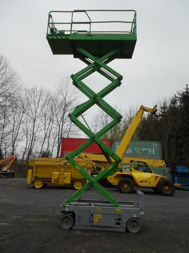Genie GS 2646, Scherenarbeitsbühne Genie 9,9 m - Камион со подигачка кошница: слика 5 Genie GS 2646, Scherenarbeitsbühne Genie 9,9 m - Камион со подигачка кошница: слика 5