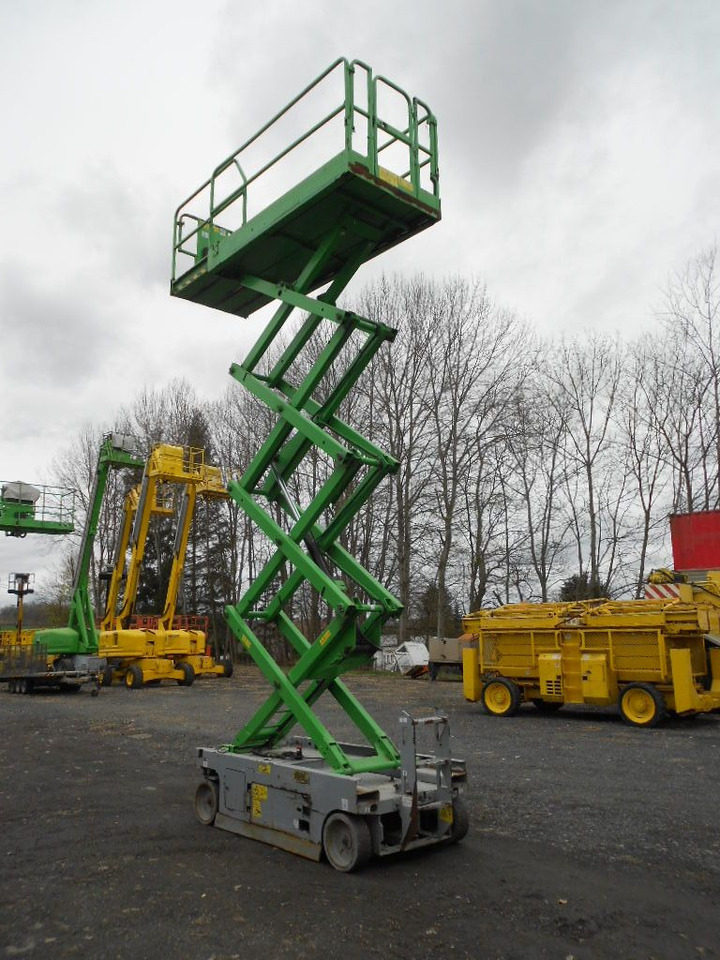 Genie GS 2646, Scherenarbeitsbühne Genie 9,9 m - Камион со подигачка кошница: слика 3 Genie GS 2646, Scherenarbeitsbühne Genie 9,9 m - Камион со подигачка кошница: слика 3
