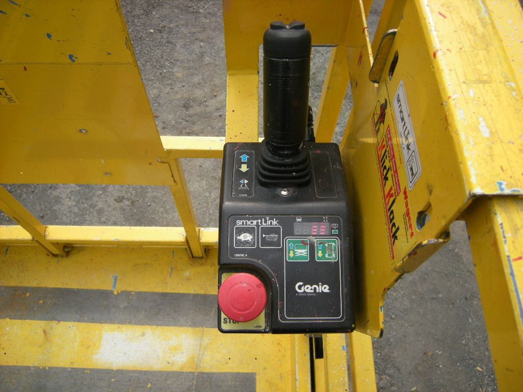 Камион со подигачка кошница JLG 3246, Scherenarbeitsbühne, 11,9 m: слика 23