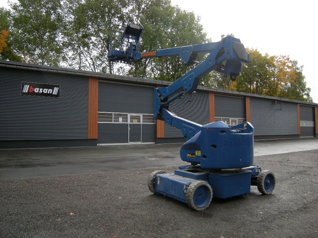 JLG N40E Gelenkteleskoparbeitsbühne 14 m - Камион со подигачка кошница: слика 3 JLG N40E Gelenkteleskoparbeitsbühne 14 m - Камион со подигачка кошница: слика 3