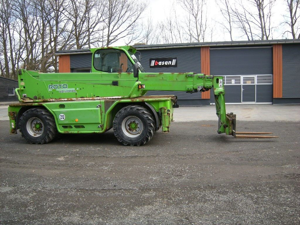 Merlo RT 4025 Roto 45.21 MCSS - Телескопски ракувач: слика 1 Merlo RT 4025 Roto 45.21 MCSS - Телескопски ракувач: слика 1