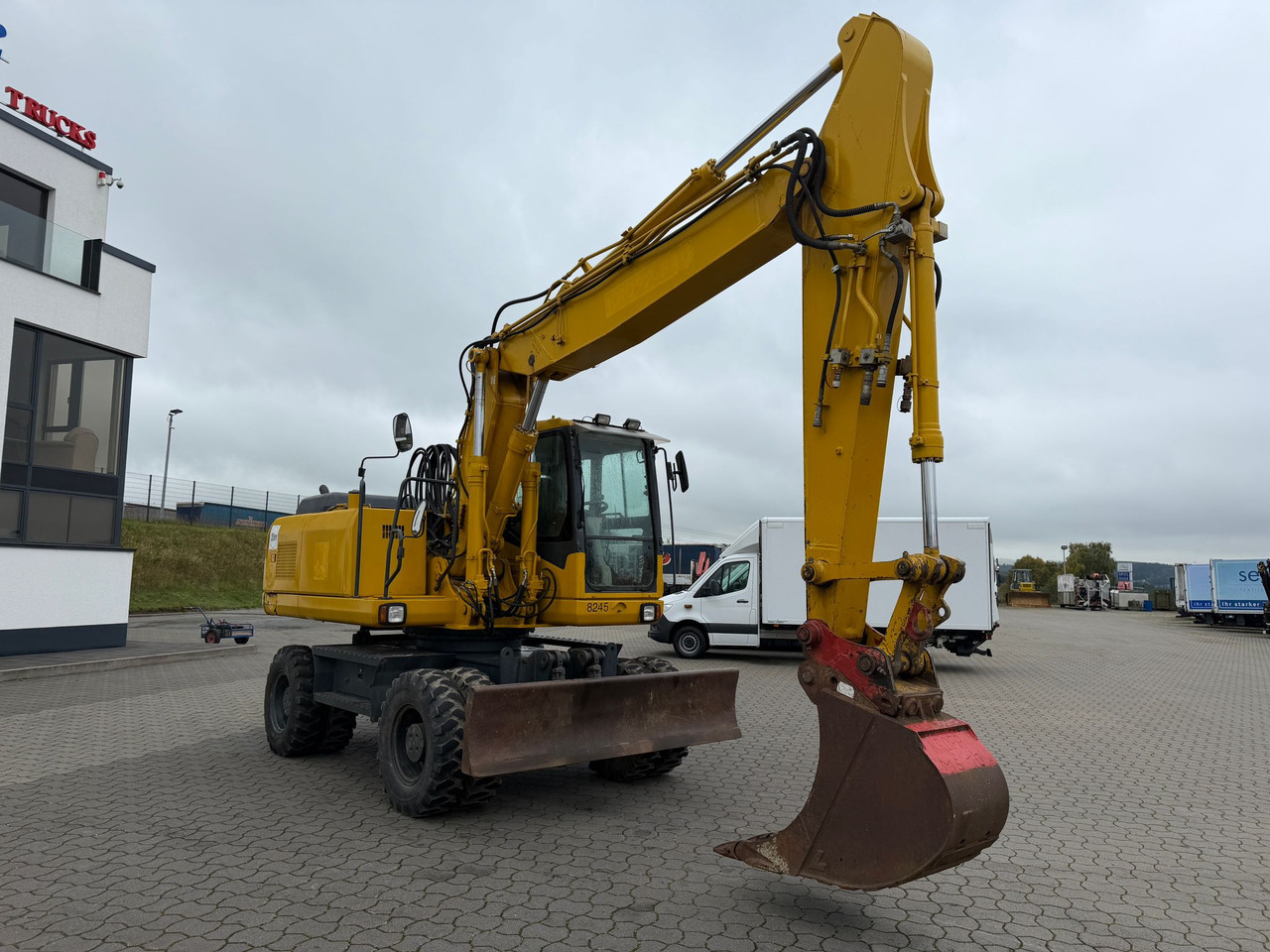 Komatsu PW 180 - 7 - Багер на тркала: слика 5 Komatsu PW 180 - 7 - Багер на тркала: слика 5