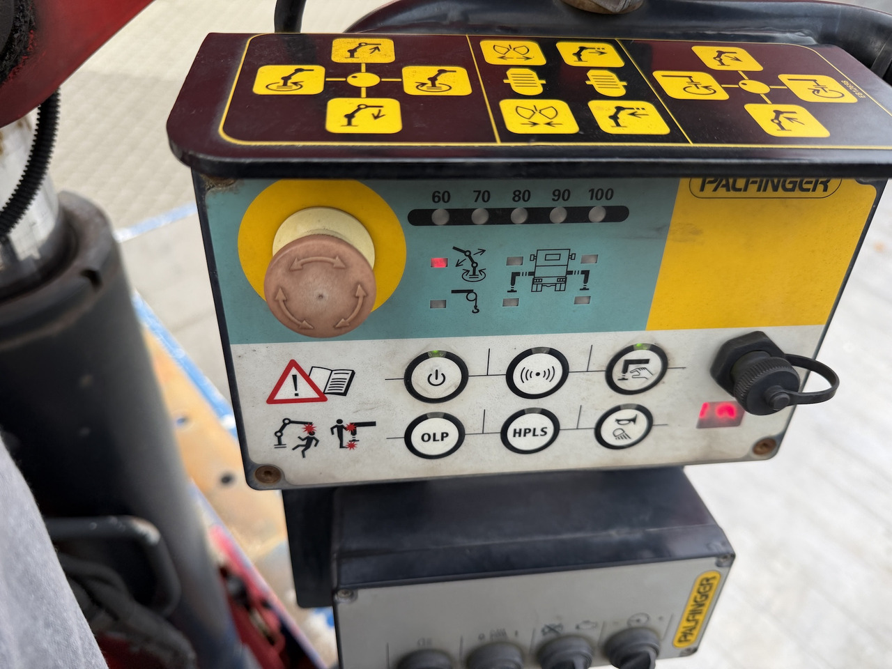 MAN TGX 26.500 6x2 Palfinger 18001 SLD 3 Baustoff - Камион со платформа, Камион со кран: слика 5 MAN TGX 26.500 6x2 Palfinger 18001 SLD 3 Baustoff - Камион со платформа, Камион со кран: слика 5