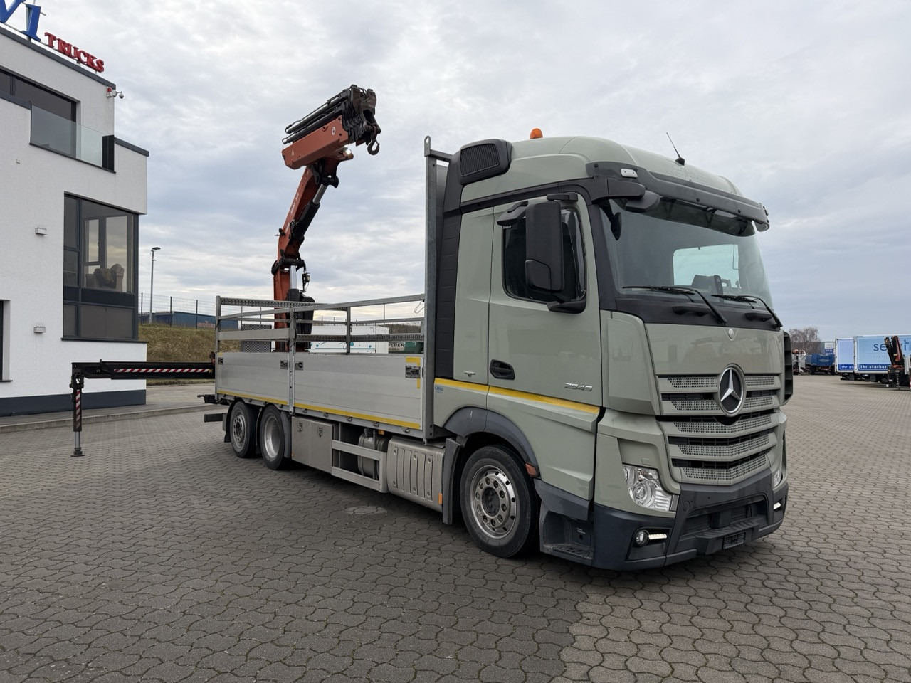 Mercedes-Benz Actros 2545 6x2 EFFER Atlas 265-A6 Lenk- Liftachse - Камион со кран, Камион со платформа: слика 3 Mercedes-Benz Actros 2545 6x2 EFFER Atlas 265-A6 Lenk- Liftachse - Камион со кран, Камион со платформа: слика 3