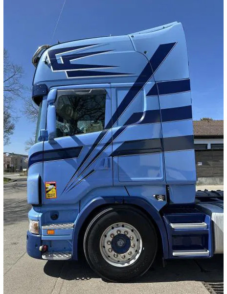 Scania R500 V8 MEGA Topline Intarder Euro5 - Камион влекач: слика 2 Scania R500 V8 MEGA Topline Intarder Euro5 - Камион влекач: слика 2