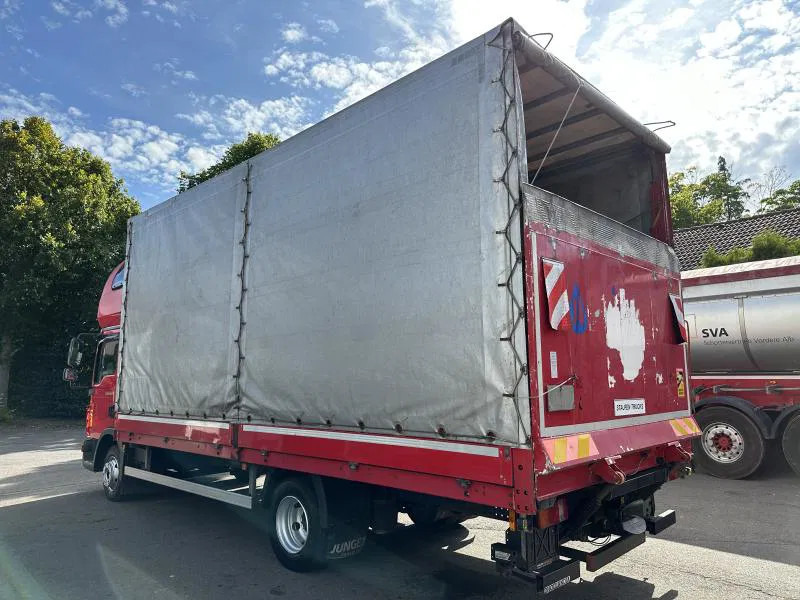 MAN TGL 8.180 FBL Plane langes Haus Topsleeper Klima - Комбе со церада: слика 3 MAN TGL 8.180 FBL Plane langes Haus Topsleeper Klima - Комбе со церада: слика 3