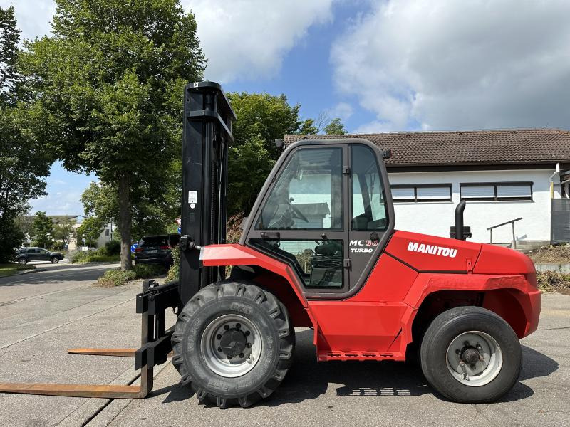 Manitou MC 50 Turbo 5 to Geländestapler Seitenschieb Kabine - Вилушкар: слика 1 Manitou MC 50 Turbo 5 to Geländestapler Seitenschieb Kabine - Вилушкар: слика 1