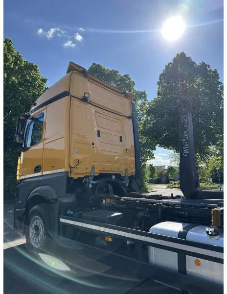Mercedes-Benz Actros 2546 6x2 2646 Lenk/Lift MEILLER 2170 Intarder - Транспортер на контејнер/ Камион со променливо тело, Камион со кран: слика 4 Mercedes-Benz Actros 2546 6x2 2646 Lenk/Lift MEILLER 2170 Intarder - Транспортер на контејнер/ Камион со променливо тело, Камион со кран: слика 4