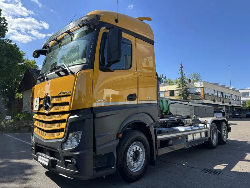 Mercedes-Benz Actros 2546 6x2 2646 Lenk/Lift MEILLER 2170 Intarder - Транспортер на контејнер/ Камион со променливо тело, Камион со кран: слика 2 Mercedes-Benz Actros 2546 6x2 2646 Lenk/Lift MEILLER 2170 Intarder - Транспортер на контејнер/ Камион со променливо тело, Камион со кран: слика 2