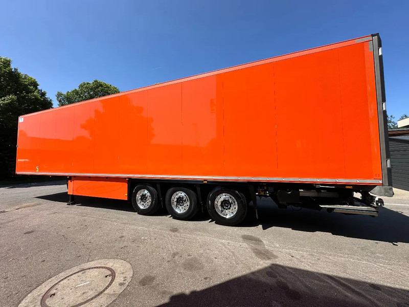 Schmitz Cargobull 3 x T-Kühl SLX*Spectrum*Bi-Temp*Doppelst.*LENK*LBW*blumenbreit*PHARMA - Полуприколка ладилник: слика 2 Schmitz Cargobull 3 x T-Kühl SLX*Spectrum*Bi-Temp*Doppelst.*LENK*LBW*blumenbreit*PHARMA - Полуприколка ладилник: слика 2