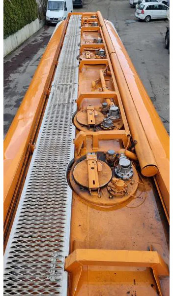 Полуприколка цистерна Schwelmer Eisenwerk TSA Diesel Heizöl 6 Kammern 35.5 m³ Zählwerk TKZ A TSA Diesel Heizöl 6 Kammern 35.5 m³ Zählwerk TKZ ABS: слика 17