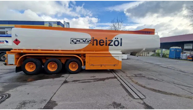 Полуприколка цистерна Schwelmer Eisenwerk TSA Diesel Heizöl 6 Kammern 35.5 m³ Zählwerk TKZ A TSA Diesel Heizöl 6 Kammern 35.5 m³ Zählwerk TKZ ABS: слика 6