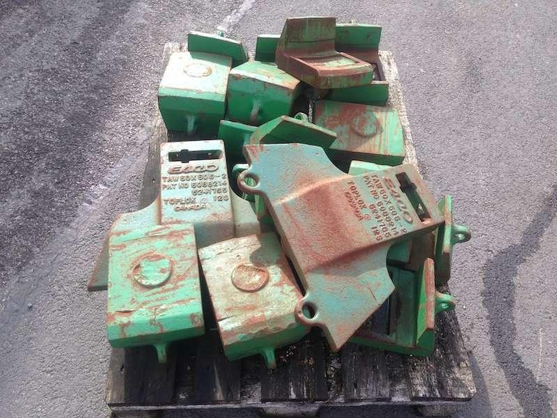 PIECES D'USURE POUR BROYEUR ESCO - Резервни делови за Градежно сито: слика 2 PIECES D'USURE POUR BROYEUR ESCO - Резервни делови за Градежно сито: слика 2