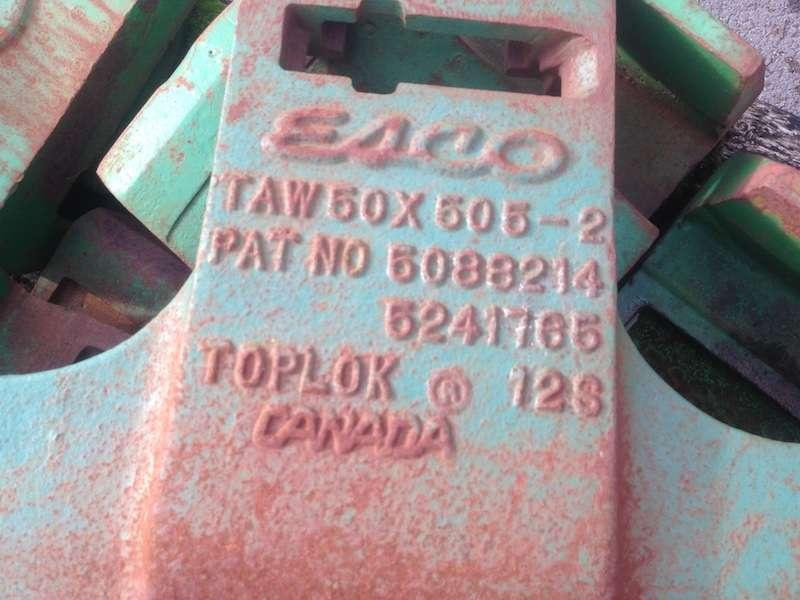 PIECES D'USURE POUR BROYEUR ESCO - Резервни делови за Градежно сито: слика 3 PIECES D'USURE POUR BROYEUR ESCO - Резервни делови за Градежно сито: слика 3