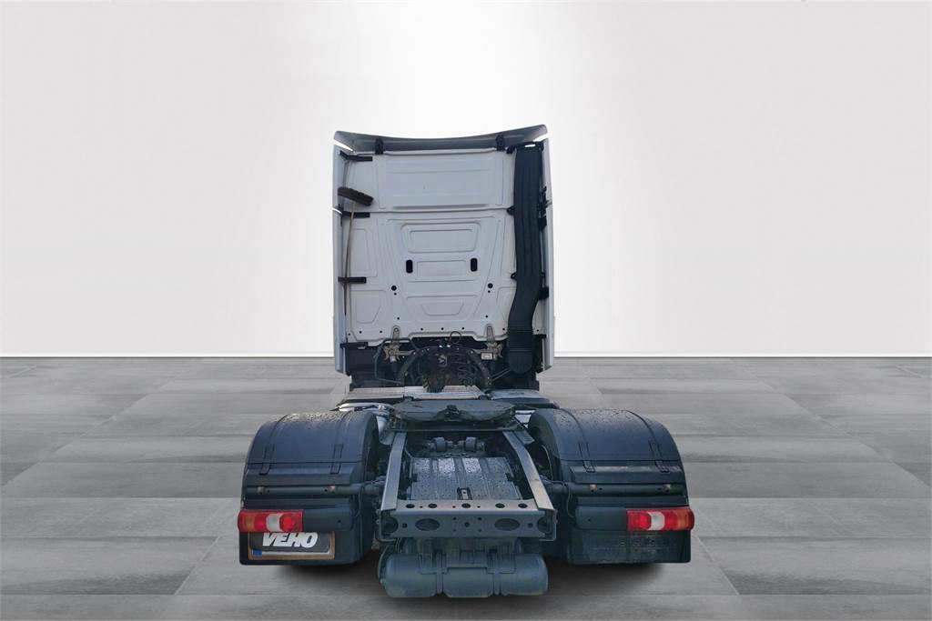 Mercedes-Benz ACTROS Actros 5 L 1842 LSnRL - Камион влекач: слика 4 Mercedes-Benz ACTROS Actros 5 L 1842 LSnRL - Камион влекач: слика 4