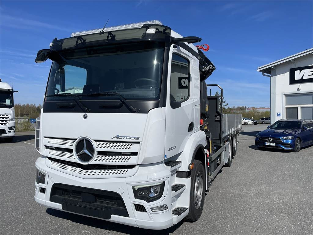 Mercedes-Benz ACTROS 2532L 6x2 - Камион со кран: слика 1 Mercedes-Benz ACTROS 2532L 6x2 - Камион со кран: слика 1