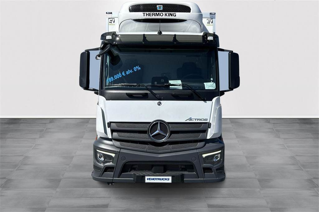 Mercedes-Benz Actros 1830 L nr 4x2 - Изотермален камион: слика 2 Mercedes-Benz Actros 1830 L nr 4x2 - Изотермален камион: слика 2