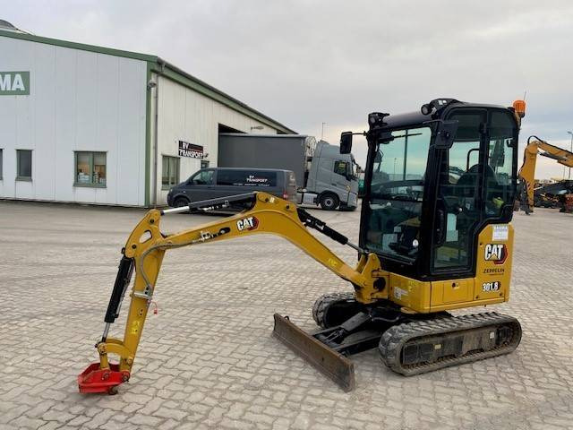 Cat 301.8 MIETE / RENTAL (12001903) - Мини багер: слика 1 Cat 301.8 MIETE / RENTAL (12001903) - Мини багер: слика 1