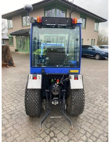 Iseki TM 3267 AHL K (12005269) - Мини трактор: слика 4 Iseki TM 3267 AHL K (12005269) - Мини трактор: слика 4