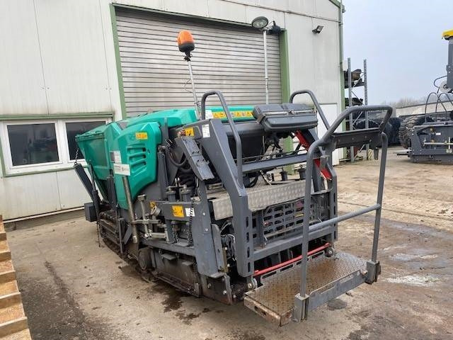 Vögele Super 800i MIETE / RENTAL (12001592) - Асфалтен поплочувач: слика 5 Vögele Super 800i MIETE / RENTAL (12001592) - Асфалтен поплочувач: слика 5