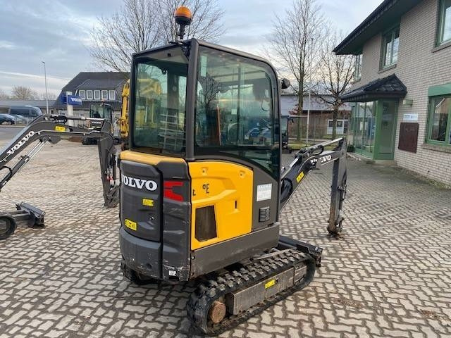 Volvo EC 18 E MIETE / RENTAL (12001517) - Мини багер: слика 5 Volvo EC 18 E MIETE / RENTAL (12001517) - Мини багер: слика 5