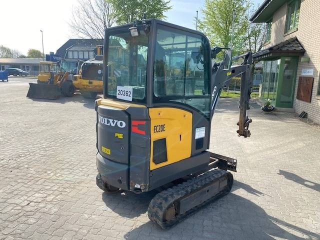 Volvo EC 20 E MIETE / RENTAL (12001275) - Мини багер: слика 4 Volvo EC 20 E MIETE / RENTAL (12001275) - Мини багер: слика 4