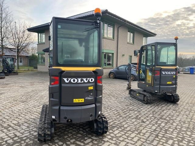 Volvo EC 20 E MIETE / RENTAL (12001812) - Мини багер: слика 4 Volvo EC 20 E MIETE / RENTAL (12001812) - Мини багер: слика 4