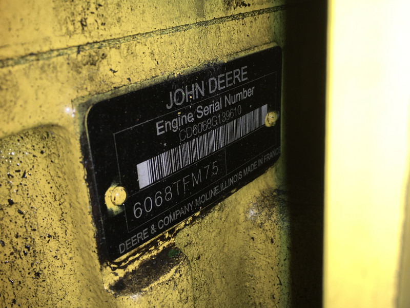 Градежна машина John Deere 6068TFM75 USED: слика 6