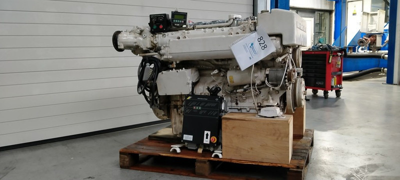 MAN D2876-LE402 USED - Градежна машина: слика 2 MAN D2876-LE402 USED - Градежна машина: слика 2