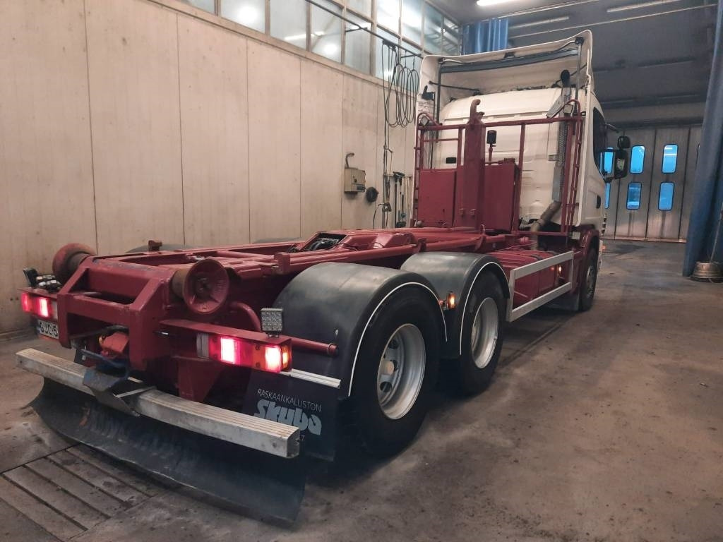 Scania R 144 - Камион со кука за подигање: слика 5 Scania R 144 - Камион со кука за подигање: слика 5