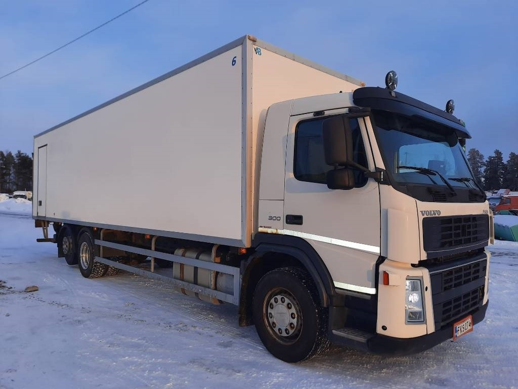 Volvo FM 9 300 - Камион сандучар: слика 2 Volvo FM 9 300 - Камион сандучар: слика 2