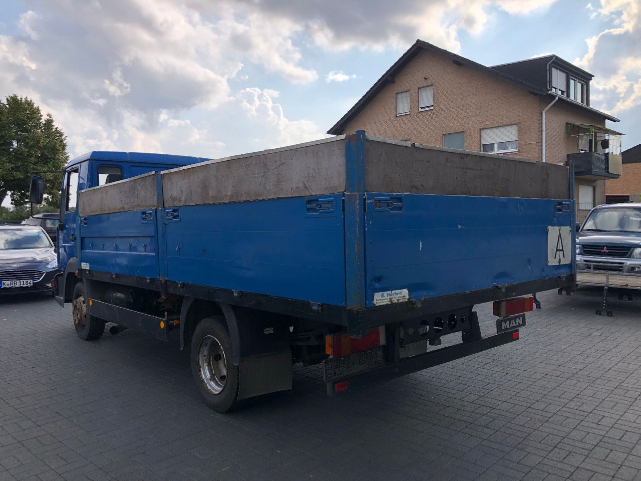 MAN LE 140 C Klima, Tempomat, TÜV 11-2025 - Комбе со отворен сандак: слика 2 MAN LE 140 C Klima, Tempomat, TÜV 11-2025 - Комбе со отворен сандак: слика 2