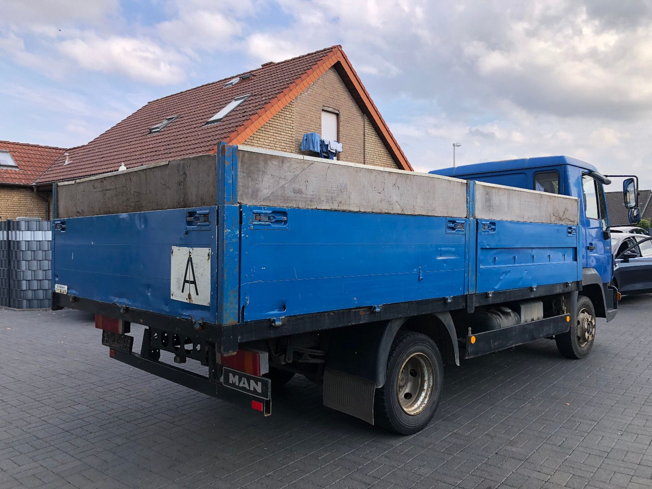 MAN LE 140 C Klima, Tempomat, TÜV 11-2025 - Комбе со отворен сандак: слика 4 MAN LE 140 C Klima, Tempomat, TÜV 11-2025 - Комбе со отворен сандак: слика 4