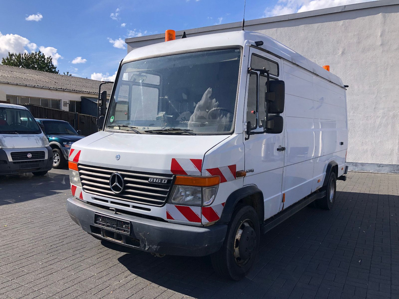 Mercedes-Benz Vario 816 - Товарно комбе: слика 1 Mercedes-Benz Vario 816 - Товарно комбе: слика 1