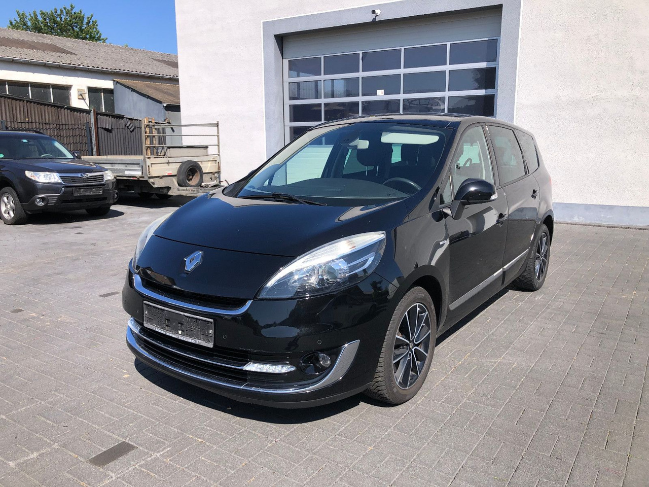 Renault Scenic  Grand 2.0 dCi 150 BOSE Edition,Automatik - Патничко комбе: слика 3 Renault Scenic  Grand 2.0 dCi 150 BOSE Edition,Automatik - Патничко комбе: слика 3